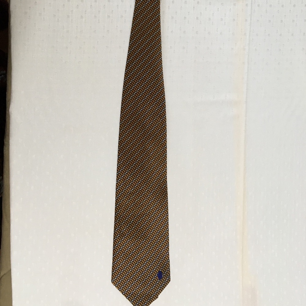 YvesSaintLaurent 100% Silk Tie Made in Italy